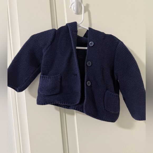 EUC Baby Gap Boy Jumper/Sweater/Button up Bundle - Picture 5 of 16